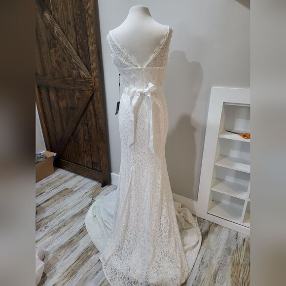 Adrianna Papell Sleeveless Lace Gown NWT size 8 White - Picture 4 of 6